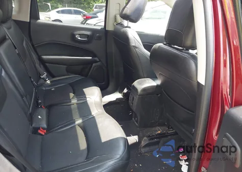 2021 Jeep Compass Latitude 4X4 z USA, uszkodzony, nr VIN 3C4NJDBB5MT547377